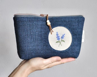 Linen cosmetic bag with hand-embroidered detail, dark blue bag with lavender embroidery, vintage linen embroidered