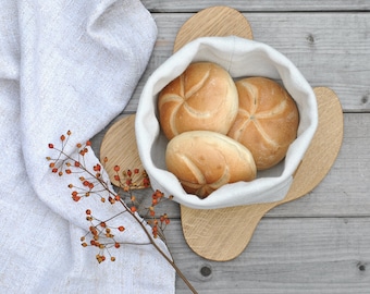 Set Brotkorb & Holzbrett aus massiver Eiche, Geschenkset Leinen Brotkörbchen mit Design Holzbrett, Einzugsgeschenk