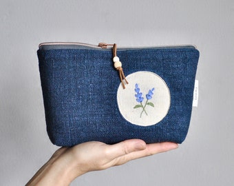 Linen cosmetic bag with hand-embroidered detail, dark blue bag with lavender embroidery, vintage linen embroidered