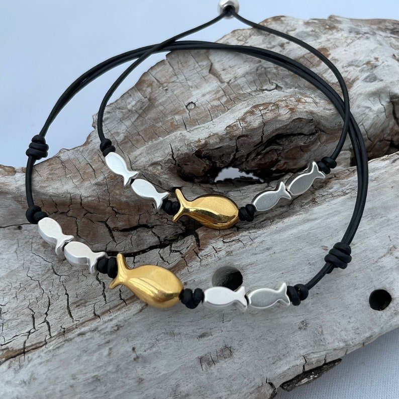 GEGEN DEN STROM, dezentes Lederarmband mit Fischen silber & gold, zierliches Damenarmband mit Botschaft, Statement Schmuck, Armband Fisch Bild 8