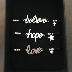 Statement-Macramee-Armband, BELIEVE, HOPE, LOVE - Glaube, Hoffnung, Liebe mit Anhänger Kreuz, Stern, Herz, Geschenkidee