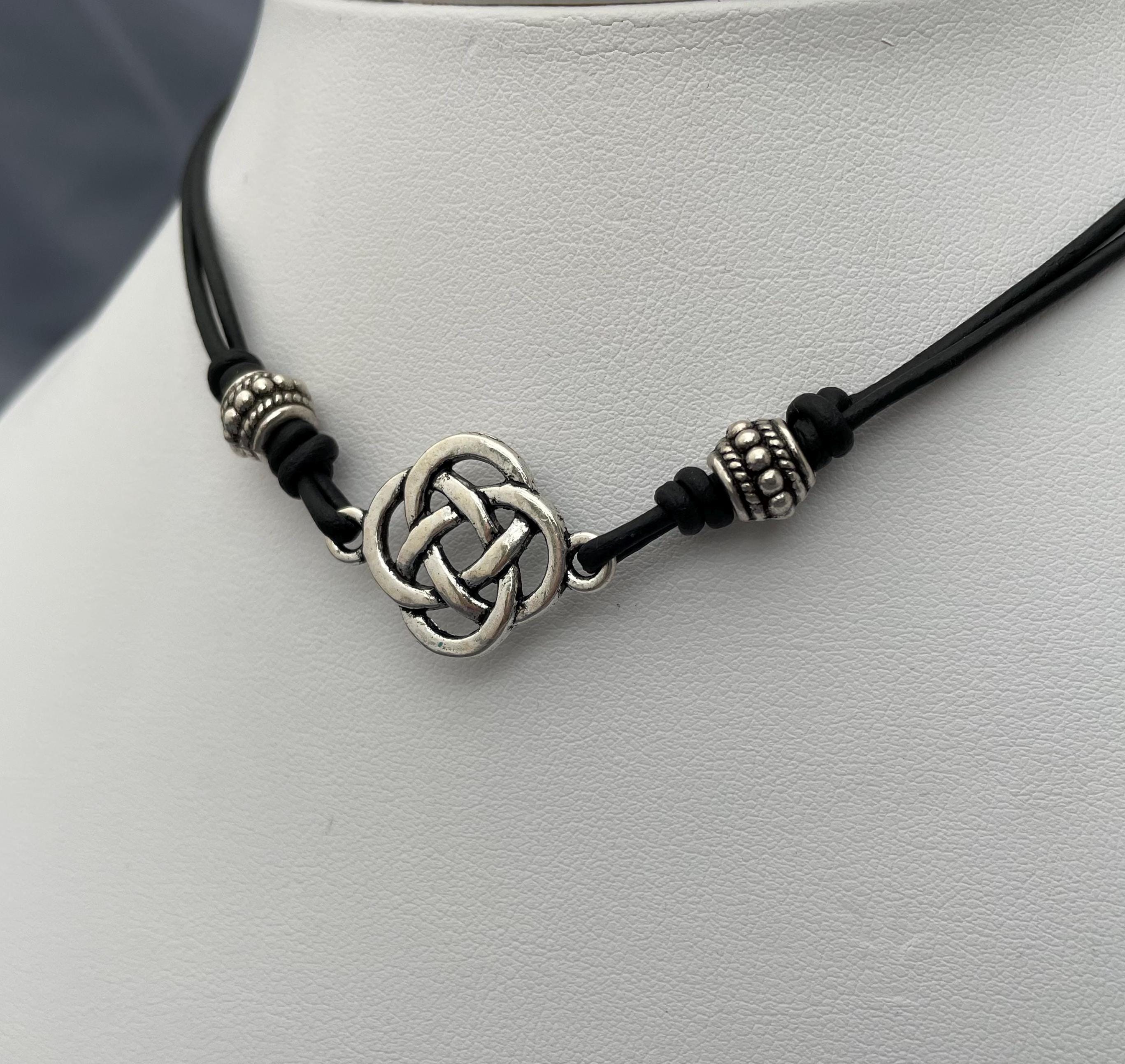 Collier Celtique En Cuir Et étain HANA LIMA - Noir, Ajustable, Fait Main, Neuf Sous Emballage