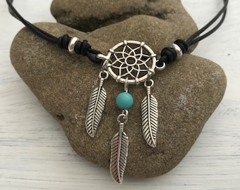 DREAMCATCHER leather cord choker necklace, INDIAN SPIRIT, dream catcher with turquoise & feathers, Indian jewelry, partner jewelry, leather necklace, unisex