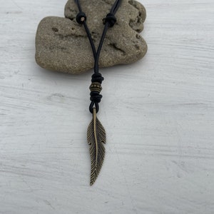 INDIAN SPIRIT, leather necklace with feather and ethnic pearl in antique bronze or silver, partner jewelry, Indian jewelry, ethnic amulet, unisex image 8