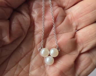 Silbercollier mit Perlen