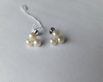 Ohrstecker aus Sterlingsilber mit Süßwasserperlen