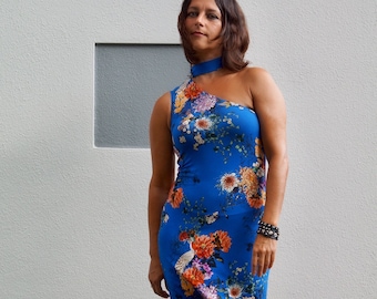 Off-the-shoulder summer dress with floral print