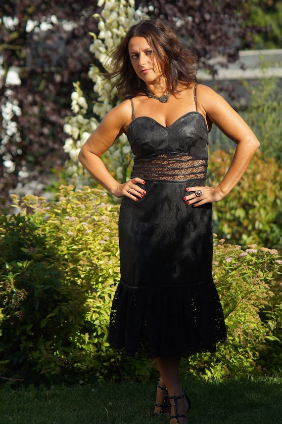 Carmen Evening Dress Made of Black Stretch Satin and Transparent Lace Yoke  and Lace Flounce - Etsy