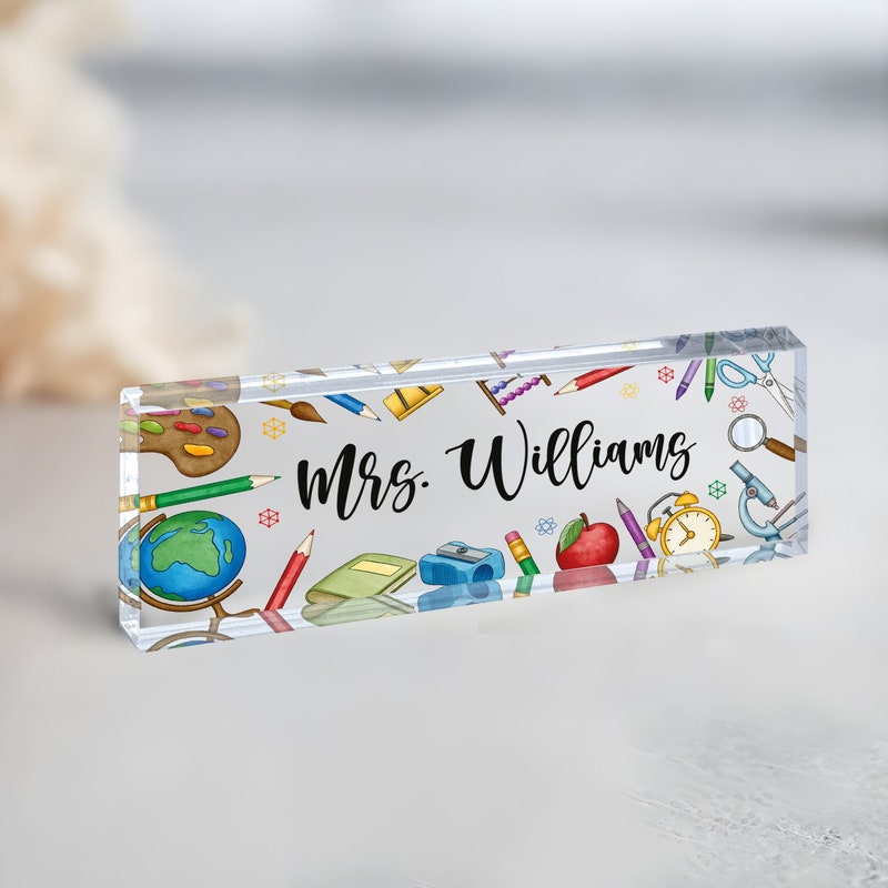 Personalized Teacher Gift - 60+ Gift Ideas for 2024