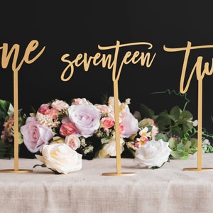 Numeri da tavolo dorati per matrimonio, numeri da tavolo per matrimonio, numeri da tavolo in legno, decorazioni rustiche per matrimonio, centrotavola per ricevimento di matrimonio