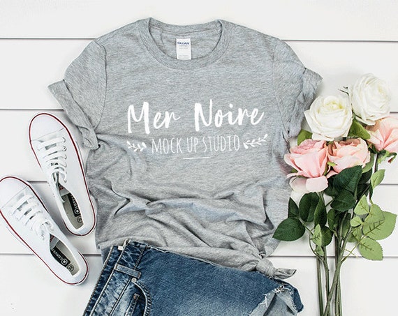 Gray Shirt Mockup Gildan Mockup 64000 Softstyle White Knotted Gray Shirt Mockup Gildan Mockup 64000 Softstyle White Knotted