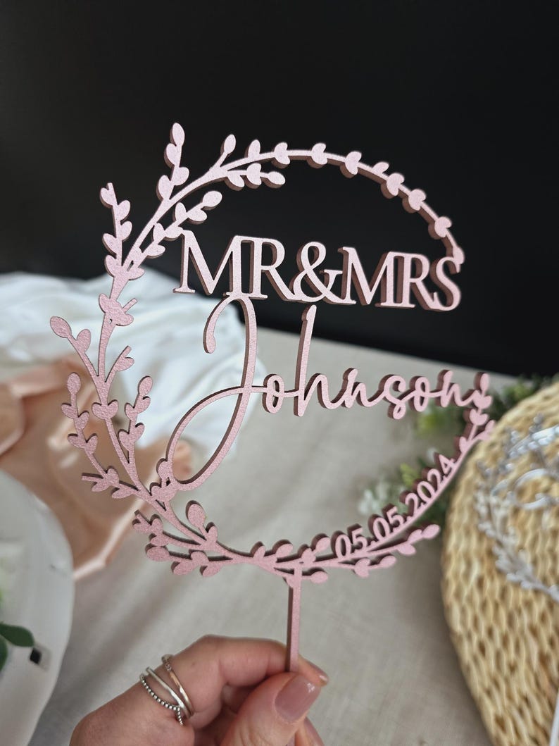 Gold Hochzeitstorte Topper, Mr Mrs Cake Topper, Hochzeitstorte Topper, Hochzeitstorte Topper, Jubiläum Topper, Personalisierter Kuchen Topper, Rustikal Bild 11
