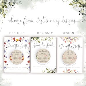 Puede incluir: Tres tarjetas de guardar la fecha con dise&ntilde;os florales. Cada tarjeta presenta un c&iacute;rculo con un calendario y el texto "Save the Date" y "Abril 2024". Las tarjetas tambi&eacute;n incluyen los nombres "Amanda & David" y el texto "Marigold Hotel, Santa Rosa, California. Invitaci&oacute;n formal a seguir."