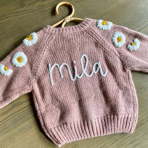 Daisy Name Sweater// Kids Name Sweater// Personalized Name Sweater// Hand Embroidered Baby Sweater// Toddler Cardigan// Flower Sweater//