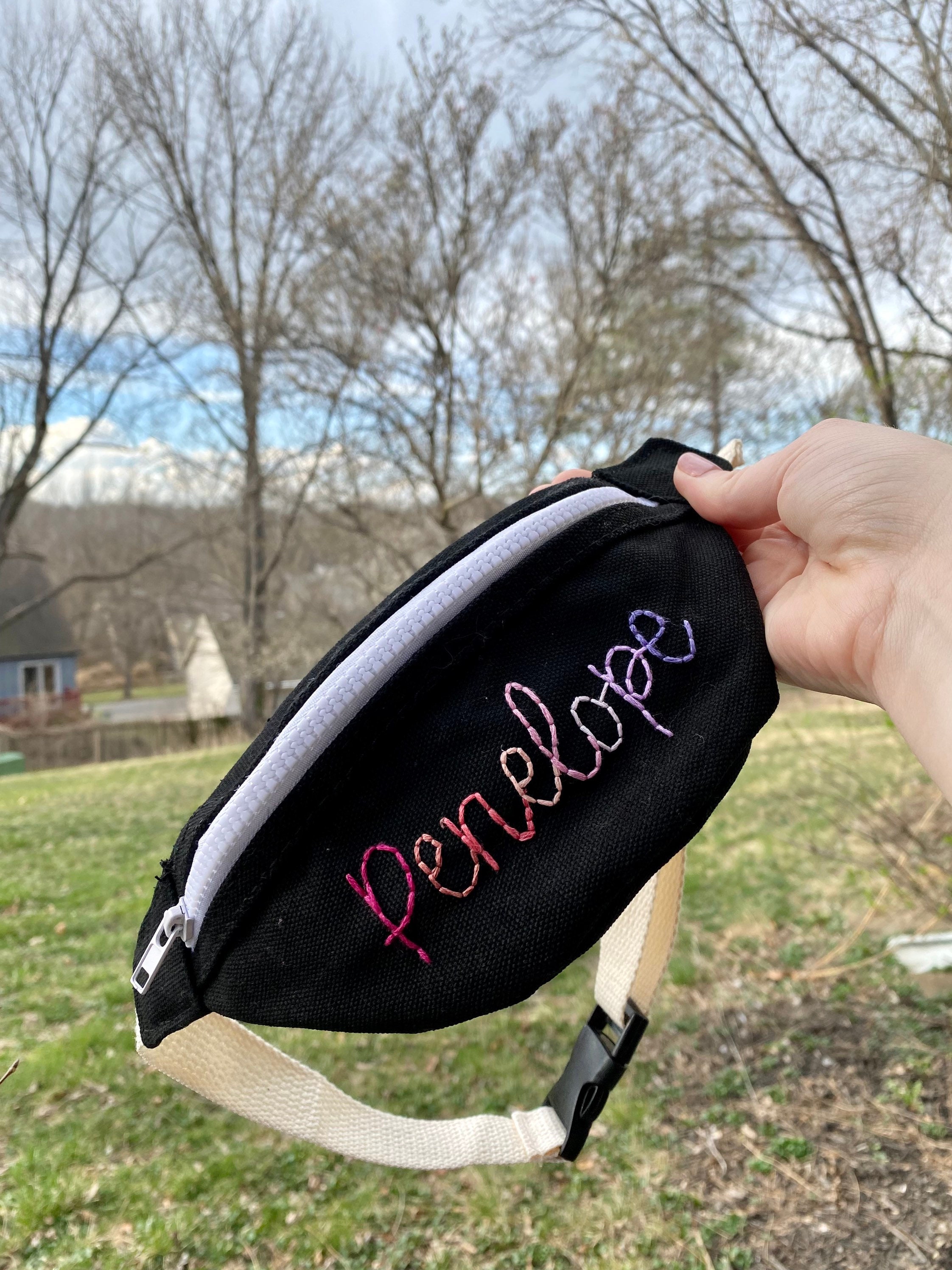 Kid&#39;s Fanny Pack/ Hand Embroidered Crossbody/ Monogram Fanny Pack/ Name/ Children&#39;s Bag/ Mini Purse/ Custom Fanny Pack/ Personalized Pouch