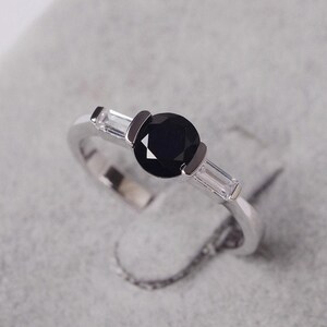 Black spinel rings round shape black gemstone rings white gold rings