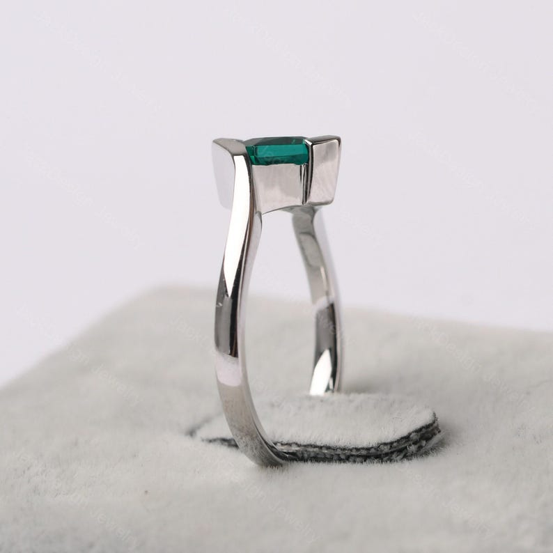 Massivem Silber bypass Smaragd Ring Prinzessin minimalistischen Ehering Mai Geburtsstein Ring Bild 4