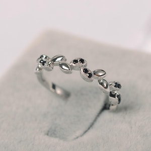 bague en argent feuille