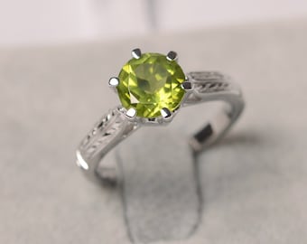 Peridot ring August birthstone round cut ring sterling silver engagement ring for women