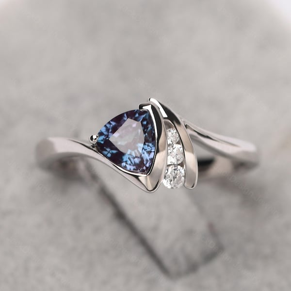 Trillion Cut Alexandrite Wedding Ring June Birthstone Unique Design Color Changing Delicate Ring