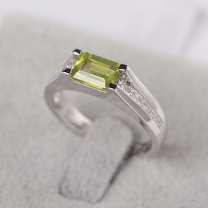 green peridot ring silver engagement ring August birthstone ring anniversary ring for women