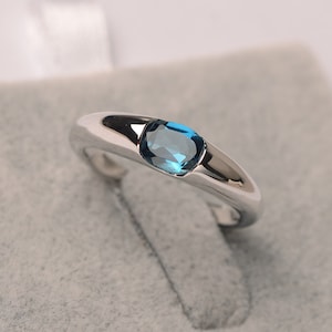 London blue topaz ring oval cut bezel setting ring sterling silver wedding ring for women