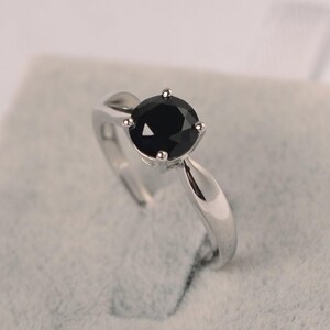 Black spinel round cut silver engagement ring for women