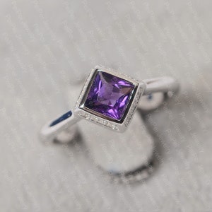 amethyst ring sterling silver wedding ring for women February birthstone princess cut purple gemstone ring