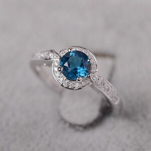 London blue topaz ring sterling silver halo engagement ring for women round cut blue gemstone ring