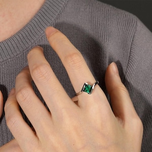 Massivem Silber bypass Smaragd Ring Prinzessin minimalistischen Ehering Mai Geburtsstein Ring Bild 7