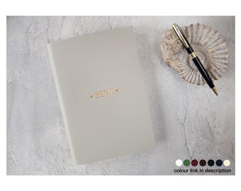 Acuto A5-dagboek gepersonaliseerd handgemaakt Italiaans leren reisnotitieboek crème (21 x 15 cm) Gratis eerste gravure!