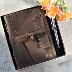 Enya Handmade Full-Grain Buff Leather Wrap Gift Set Journal A5 Rustic Tan 21cm x 15cm x 2cm Can be personalised image 7