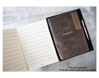 Enya A4 MUSIC Manuscript Gift Set, diario personalizzato fatto a mano in pelle pieno fiore, ricaricabile, marrone chiaro rustico, segnalibro e penna per incisione gratuita