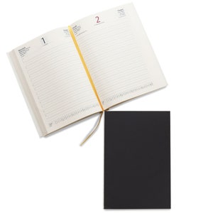 Recharge de Journal Planificateur 2025 en Papier Italien ilCarta A5, Pages Crème, Fabriqué en Italie (21 cm x 14 cm x 2 cm)