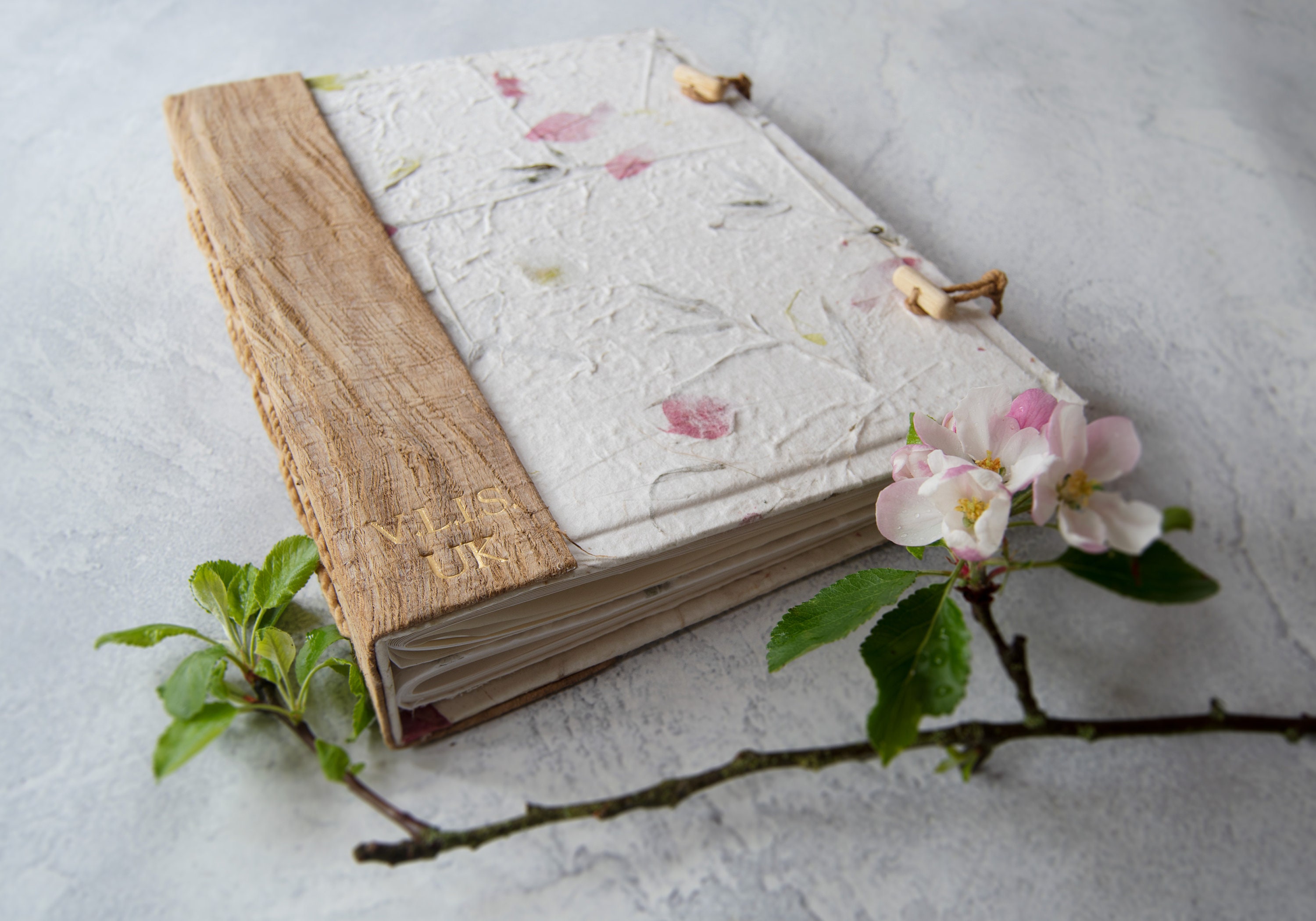 Never Ever Land Scrapbook Album – 12x10 Champagne Scrap Book. Scrapbooking Supplies, Memory Book, Wedding Guest Book, Photo Album, Baby Shower Gifts