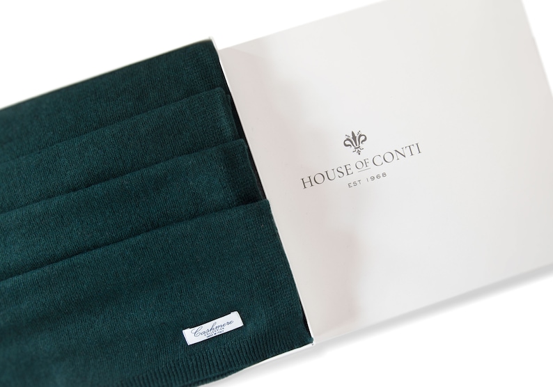 Firenze Cashmere Blend Poncho One size Dark Green ... A luxury gift for ladies of all ages. zdjęcie 6