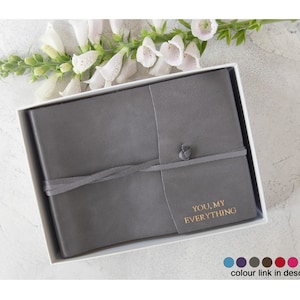 Capri Fotoalbum Handgefertigtes Italienisches Leder Klein Anthrazit, Inklusive Geschenkbox Made in Italy (22cm x 16cm) Personalisierbar!