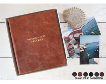 Amalfi Handgefertigtes italienisches Fotoalbum aus pflanzlichem Tan Leder, enthält eine italienische Geschenkbox (26 cm x 22 cm x 6 cm) Kann personalisiert werden.