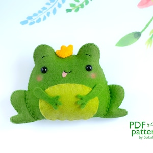 Cute frog felt toy sewing PDF and SVG patterns, The frog princess, baby crib mobile toy