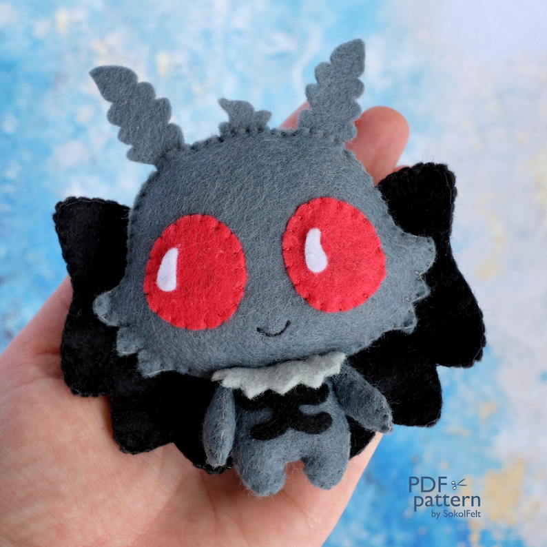 Baby Mothman felt toy sewing PDF and SVG pattern, Cryptid creature, Halloween DIY plush toy, Doll making pattern, Halloween toy image 2
