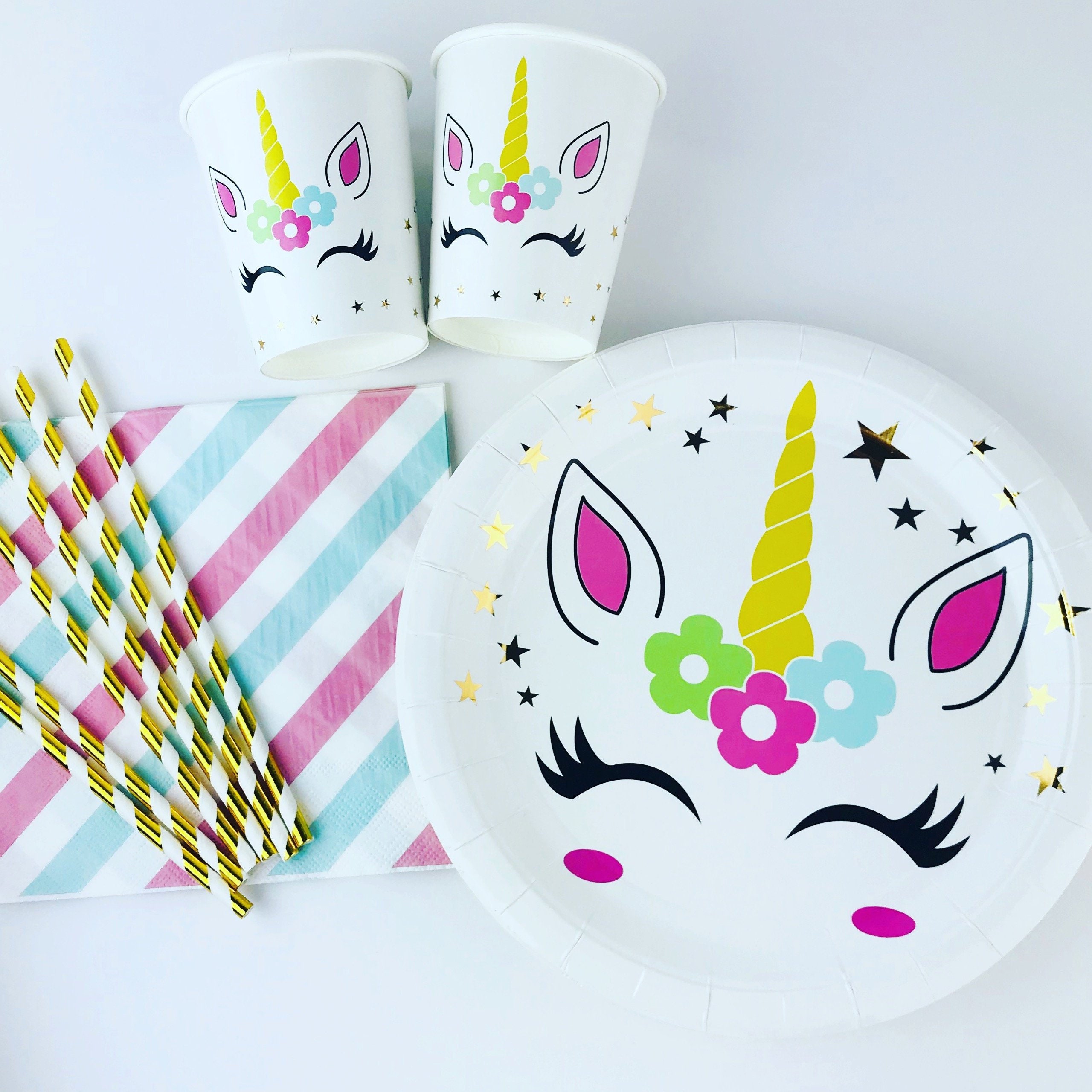 party paper plates and napkins