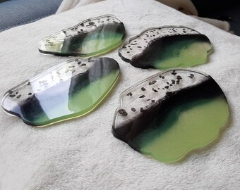 Resin coasters, 4 set black and green coasters with black stones