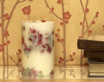 Huge candle, Very big scented candle decorated with dryed flowers