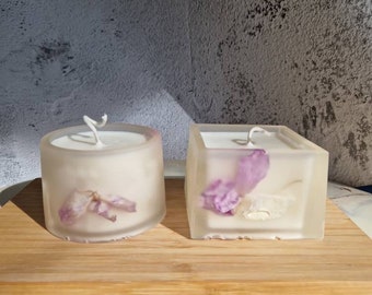 Custom-made Set of 2 scented candles in handmade resin pots embedded with natural orchids
