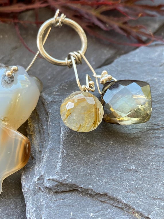 Carved Agate Goldfish Pendant With Faceted Smoky … - image 7