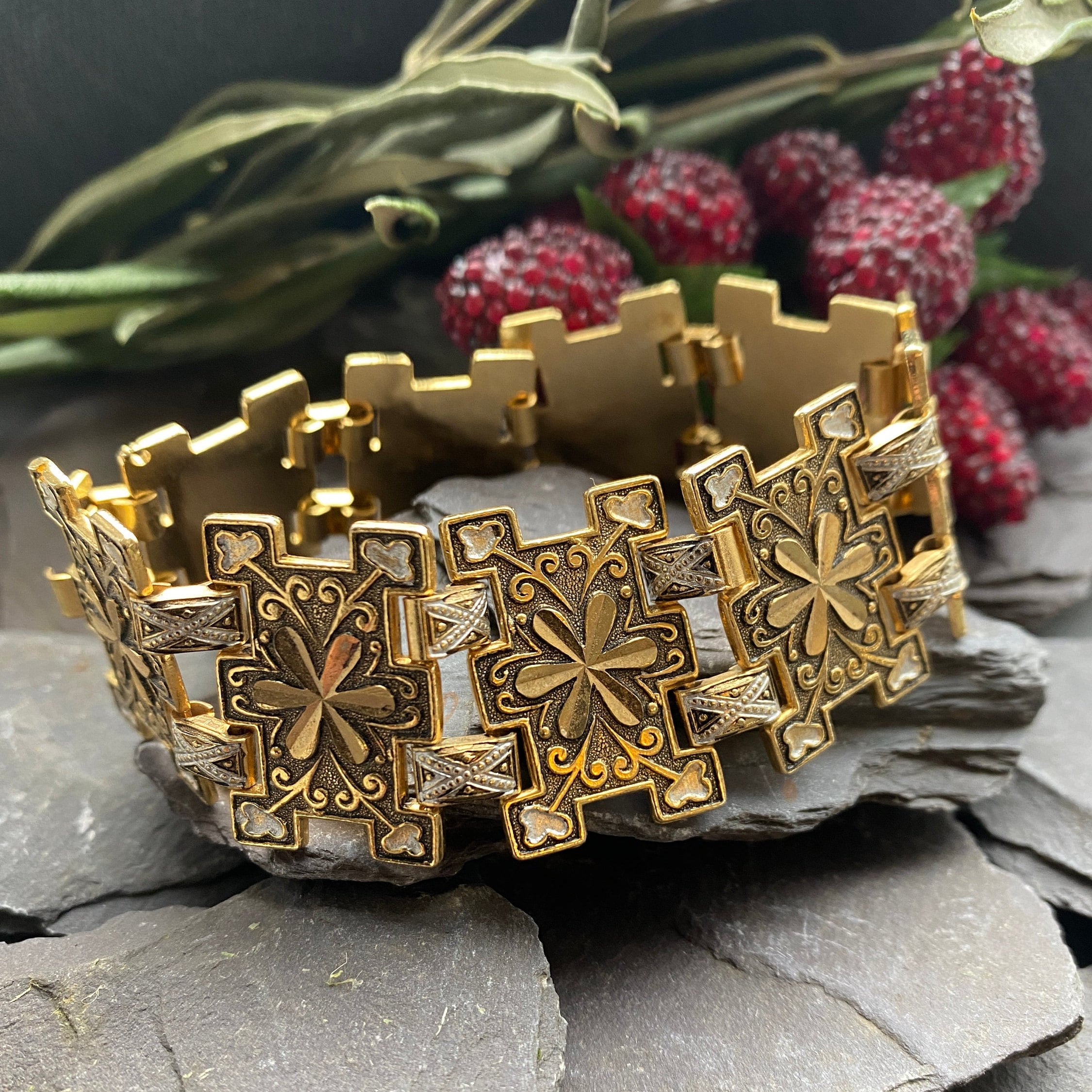 Bracelet Fantaisie Vintage Doré, Nacré Et Damasquiné - Style Tolède (occasion)