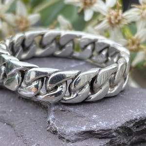 Large Sterling Silver Curb Pattern Gents Ring Size Z+1 or 13 US.