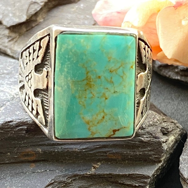 Vintage Sterling Silver and Turquoise Navajo Ring Size V 1/2 or 11 US.