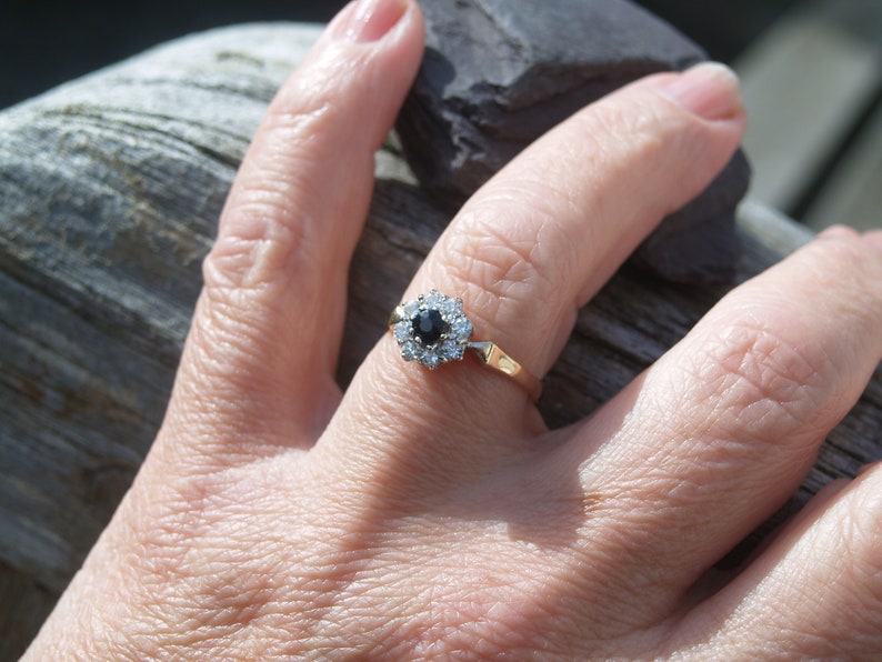 Vintage 9ct Gold Sapphire & Cubic Zirconia Cluster Ring Size O 1/2 or 7 1/2 US Full Hallmarks London 1989. image 7