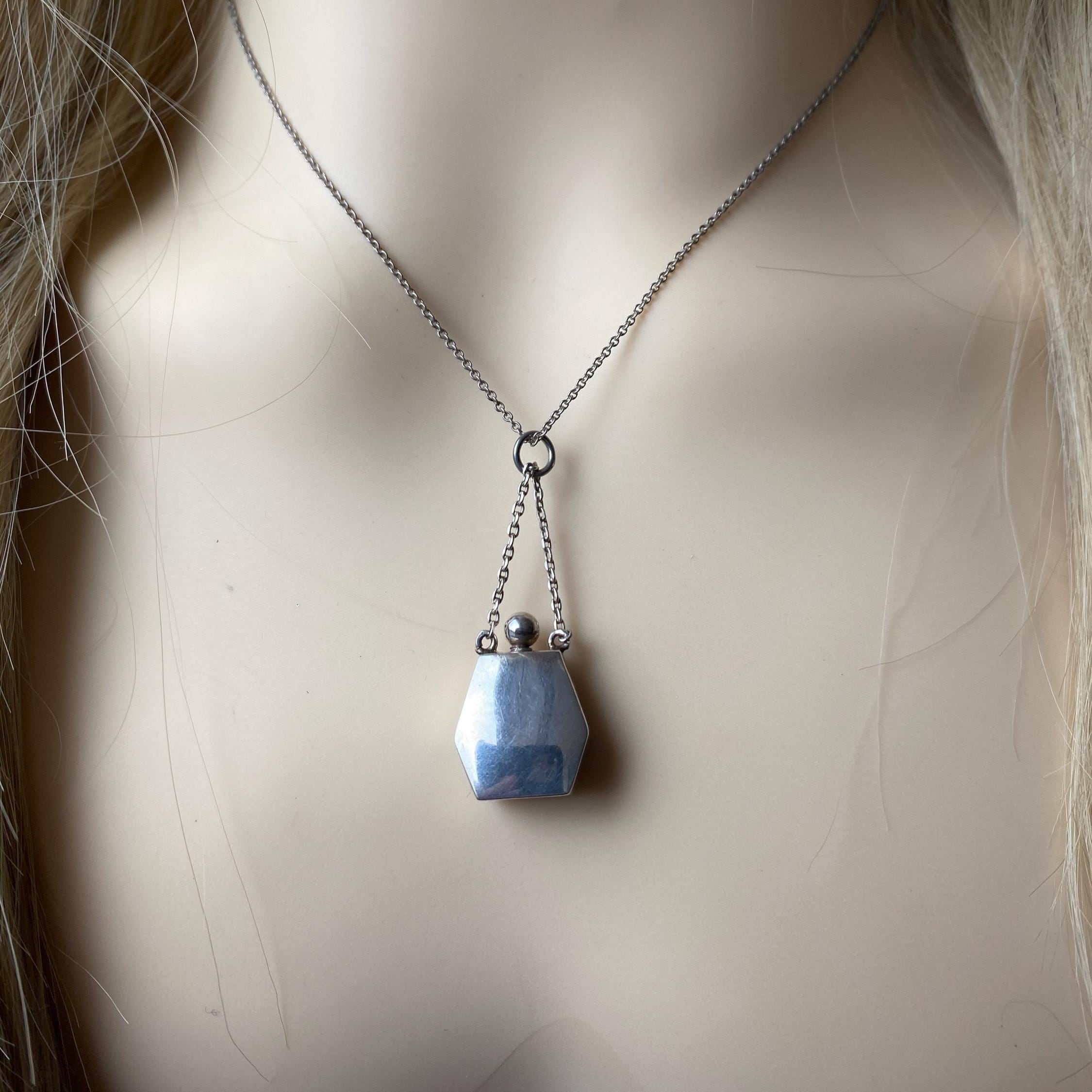 ヴィンテージ シルバー香水瓶ペンダントネックレス。 - Etsy 日本